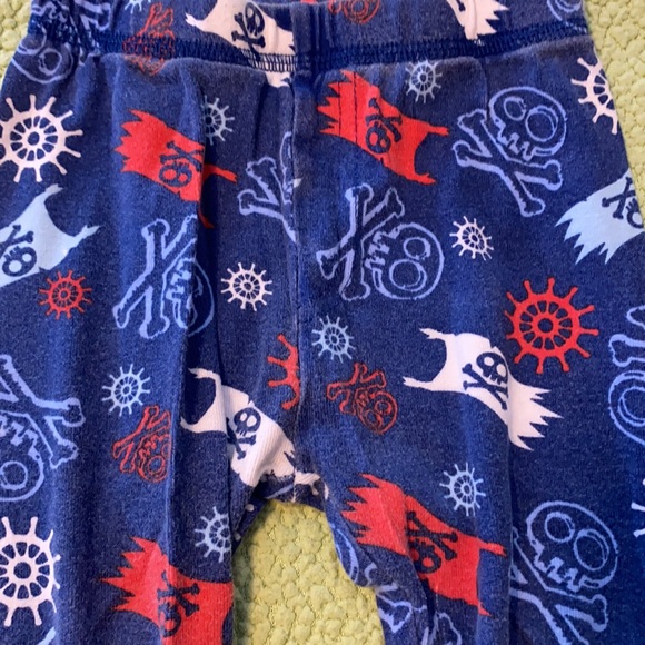 Jake and the Neverland Pirates Pajamas - Picture 7 of 8